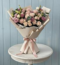 Букет цветов из:  Розы и Лизиантусы в Упорово