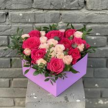 Цветочная композиция из Розы в коробке в Упорово