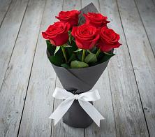 Букет 5 Красных роз Эдлесс Лав #REPLACE_PRED# Упорово