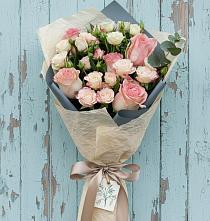 Букет цветов из:  Розы в Упорово